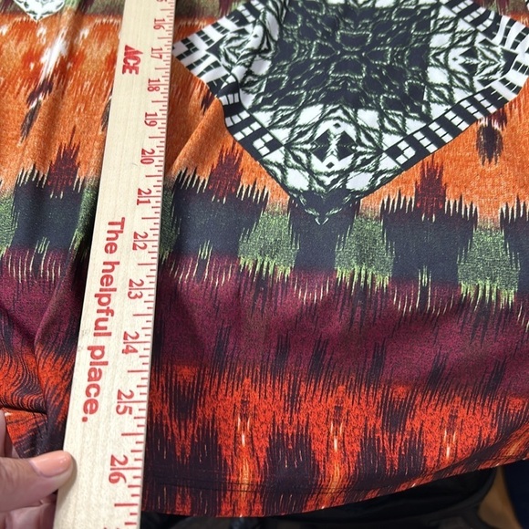 Melissa Paige NWT Black/Orange Long Blouse with front key hole Size 1x - Picture 10 of 11